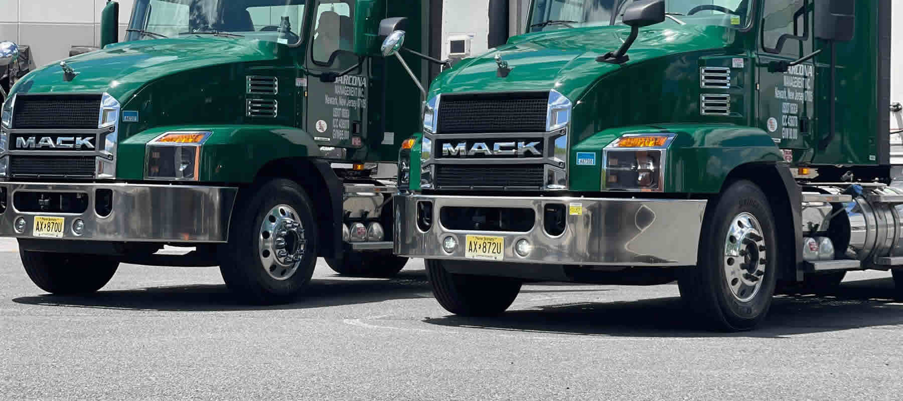 Flatbed trailer services by Sarcona Management, Inc.